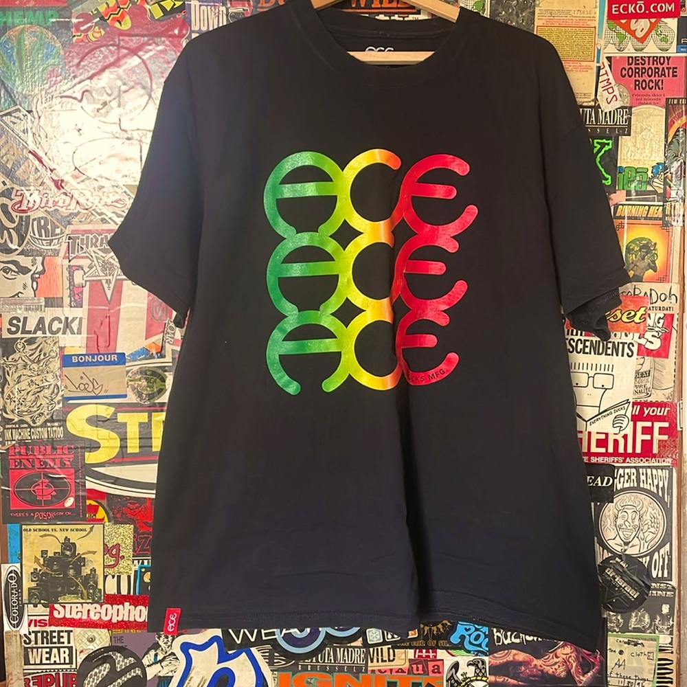 Ace Trucks skate t-shirt in black/multicolour logo